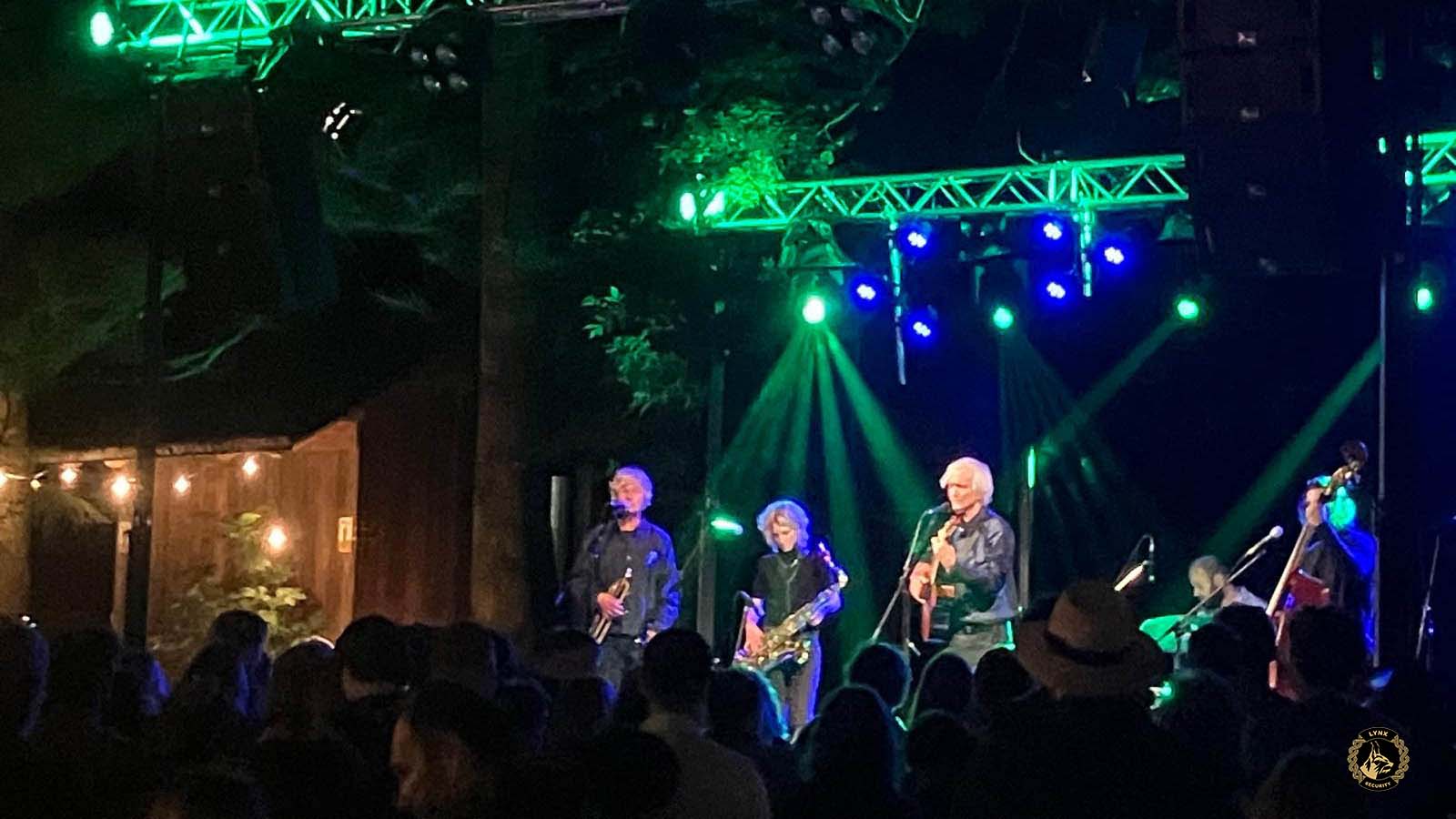 Pročitajte više o članku OTVARANJE CINEHILLA 2025. U FUŽINAMA – KONCERT DARKA RUNDEKA